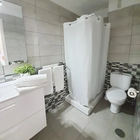 Comodoro Apartahotel *