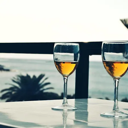 Comodoro Apartahotel Arona (Tenerife)